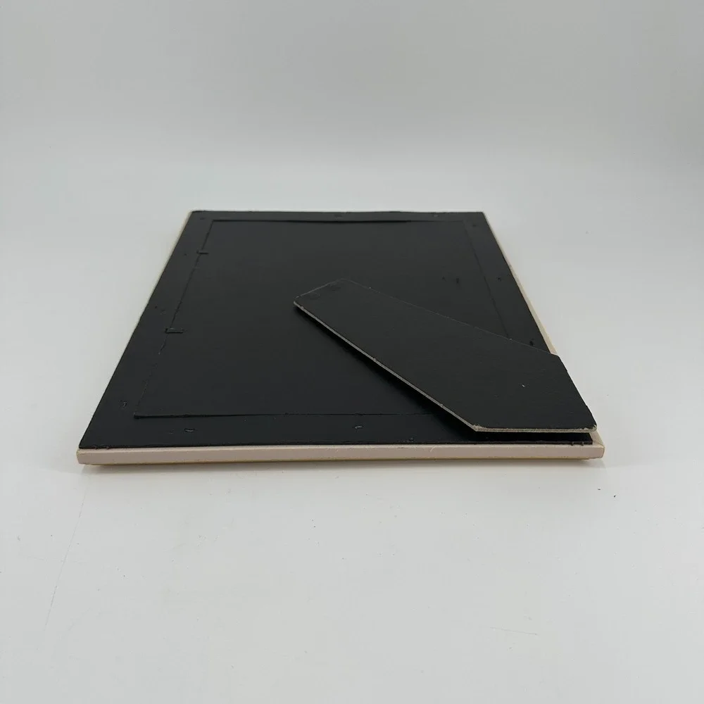 Vintage 8x10 Wood Picture Frame with Gold‎ Trim - Tabletop/Wall Display MCM